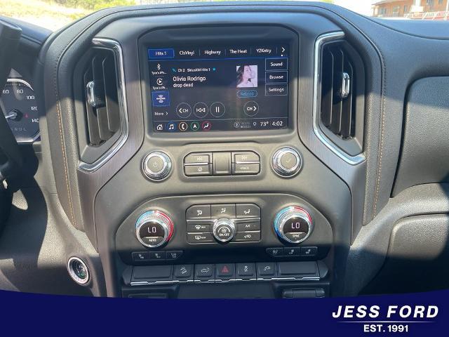2022 GMC Sierra 1500 Limited 4WD Crew Cab Short Box AT4