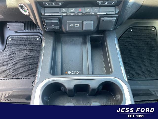 2022 GMC Sierra 1500 Limited 4WD Crew Cab Short Box AT4
