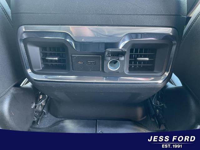 2022 GMC Sierra 1500 Limited 4WD Crew Cab Short Box AT4
