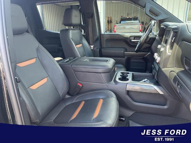 2022 GMC Sierra 1500 Limited 4WD Crew Cab Short Box AT4