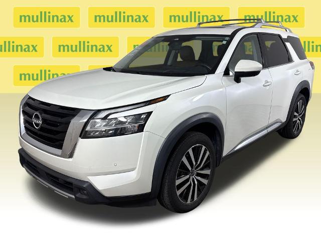 2023 Nissan Pathfinder Platinum FWD