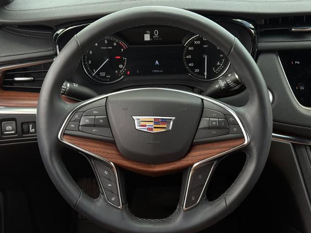 2025 Cadillac XT5 FWD Premium Luxury