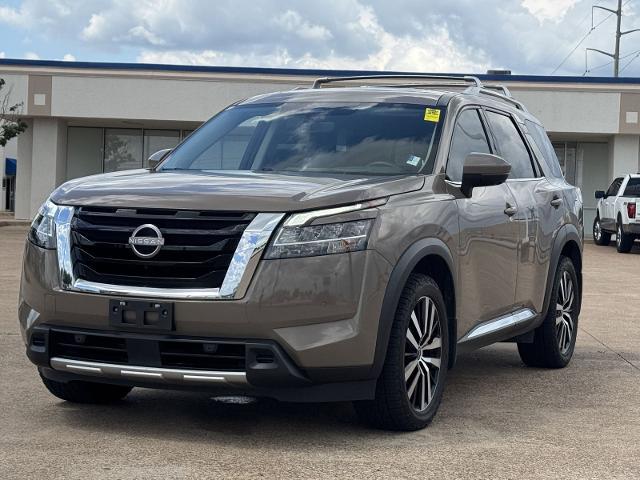 2023 Nissan Pathfinder Platinum FWD