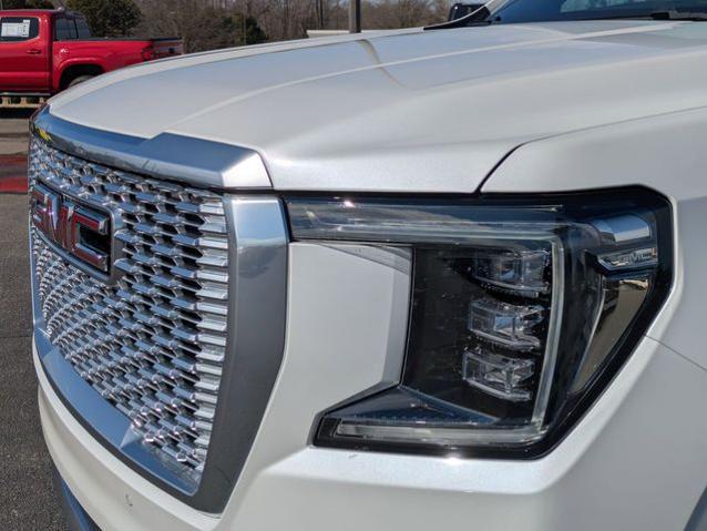 2022 GMC Yukon 4WD Denali