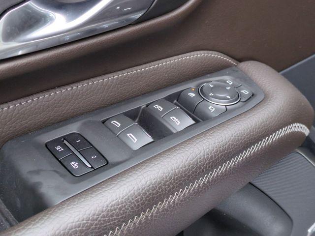 2022 GMC Yukon 4WD Denali