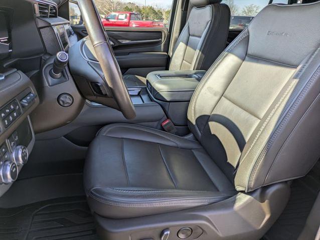 2022 GMC Yukon 4WD Denali