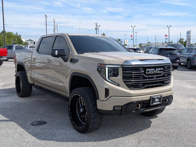 2023 GMC Sierra 1500 4WD Crew Cab Short Box AT4