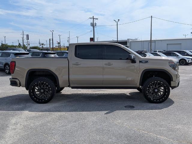 2023 GMC Sierra 1500 4WD Crew Cab Short Box AT4