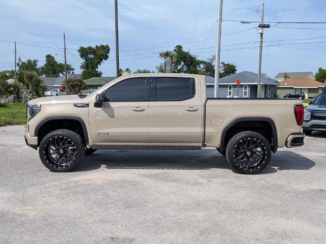 2023 GMC Sierra 1500 4WD Crew Cab Short Box AT4