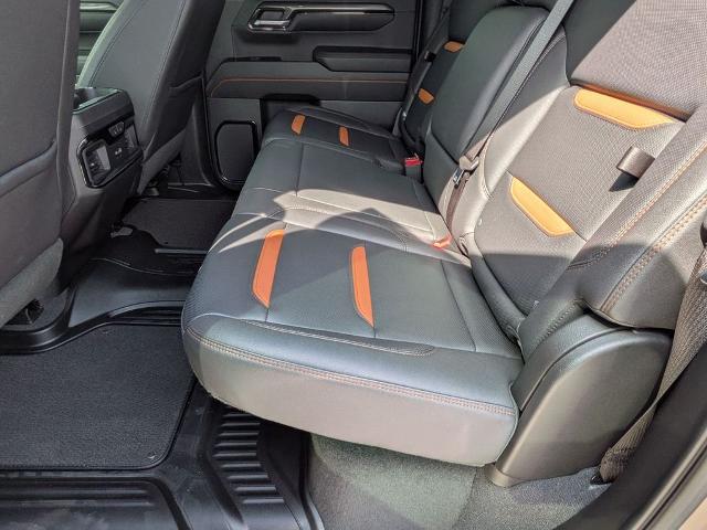 2023 GMC Sierra 1500 4WD Crew Cab Short Box AT4