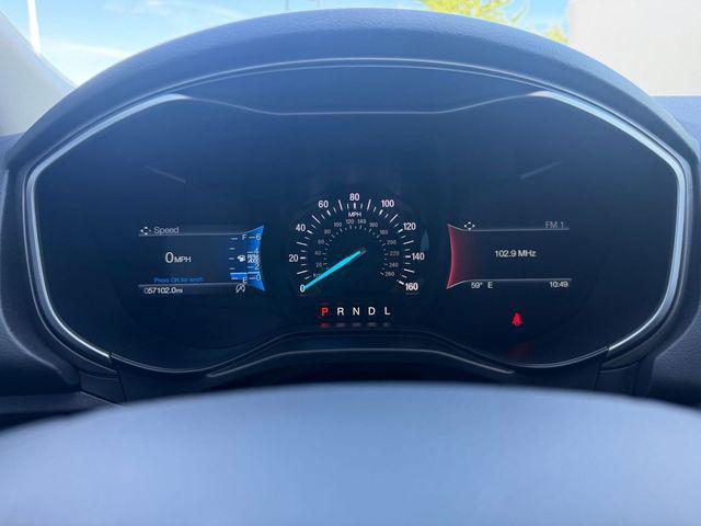2020 Ford Fusion SE
