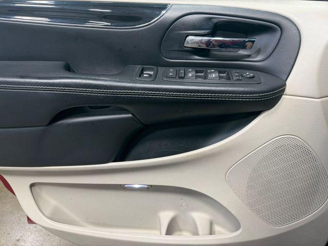 2014 Chrysler Town & Country Touring-L 30th Anniversary