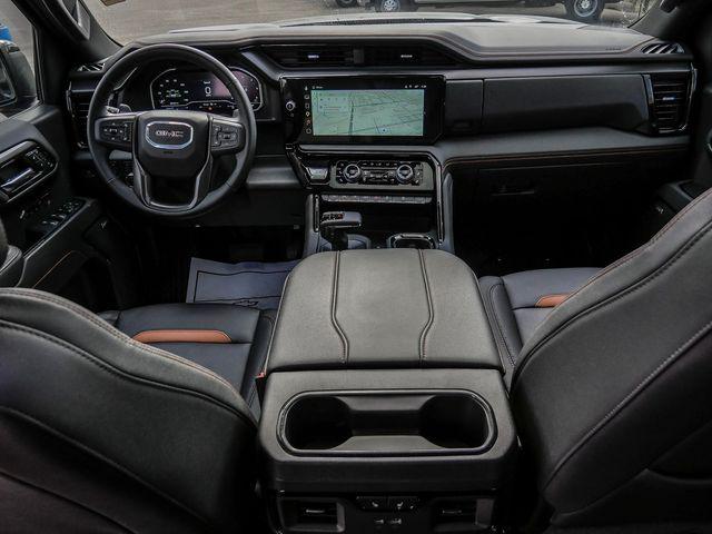 2025 GMC Sierra 1500 4WD Crew Cab Short Box AT4