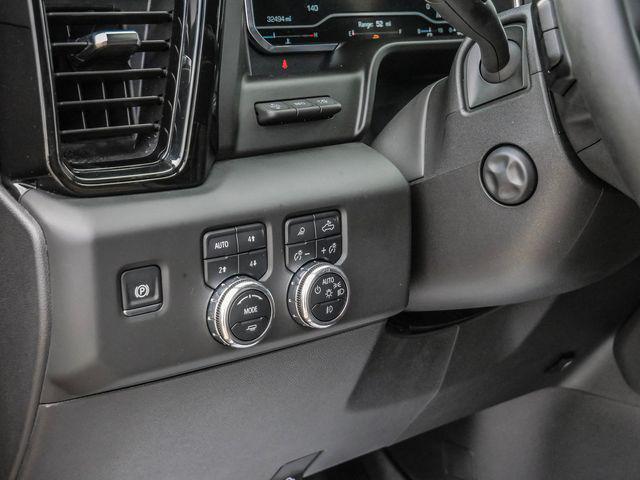 2025 GMC Sierra 1500 4WD Crew Cab Short Box AT4