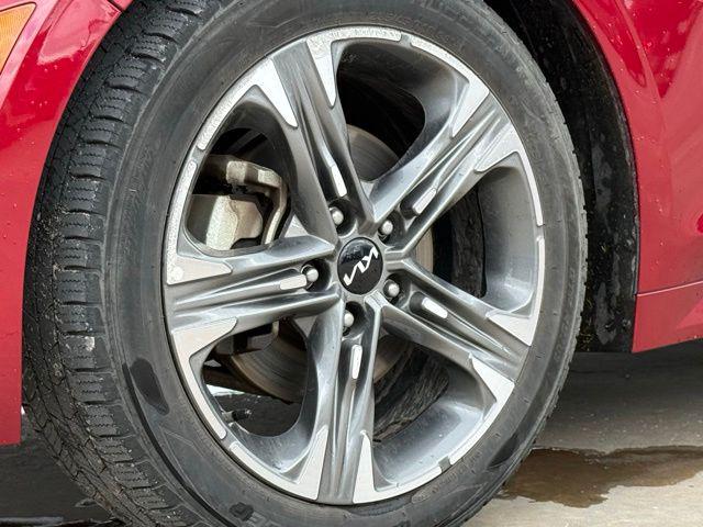 2024 Kia K5 EX