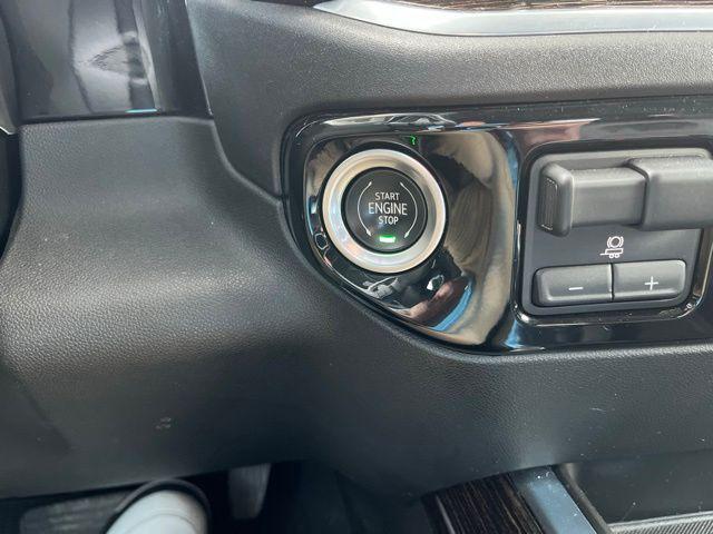 2023 GMC Sierra 1500 4WD Double Cab Standard Box Elevation with 3SB