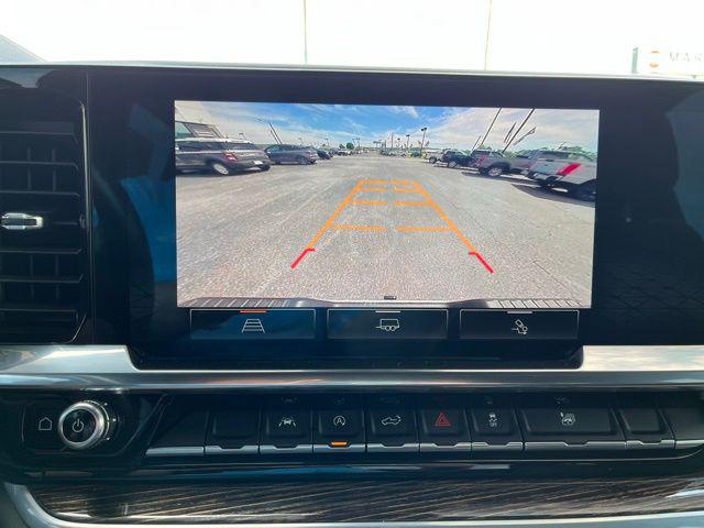 2023 GMC Sierra 1500 4WD Double Cab Standard Box Elevation with 3SB