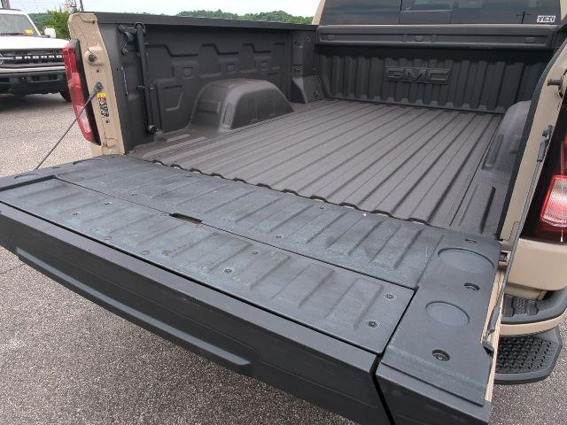 2023 GMC Sierra 1500 4WD Double Cab Standard Box Elevation with 3SB