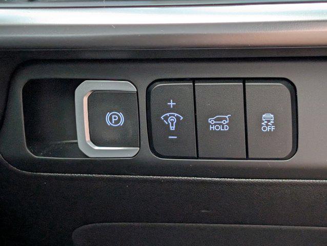 2025 Hyundai Santa Fe SE
