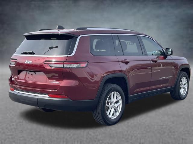 2023 Jeep Grand Cherokee L Laredo 4x4