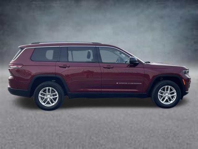 2023 Jeep Grand Cherokee L Laredo 4x4