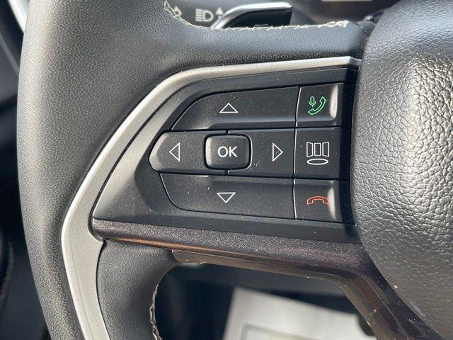 2023 Jeep Grand Cherokee L Laredo 4x4