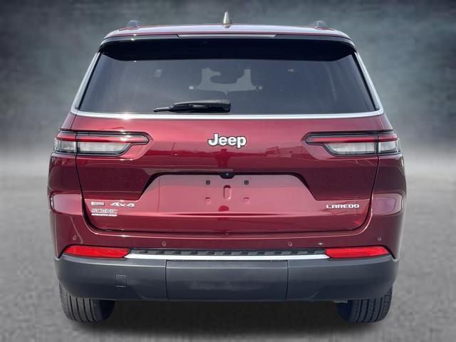 2023 Jeep Grand Cherokee L Laredo 4x4