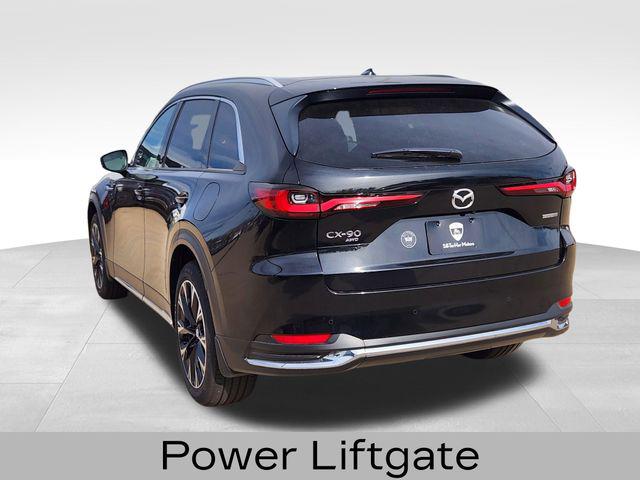 2025 Mazda X-90 Premium Plus Package