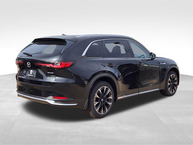 2025 Mazda X-90 Premium Plus Package