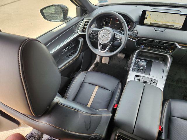 2025 Mazda X-90 Premium Plus Package