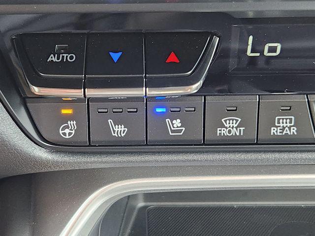 2025 Mazda X-90 Premium Plus Package
