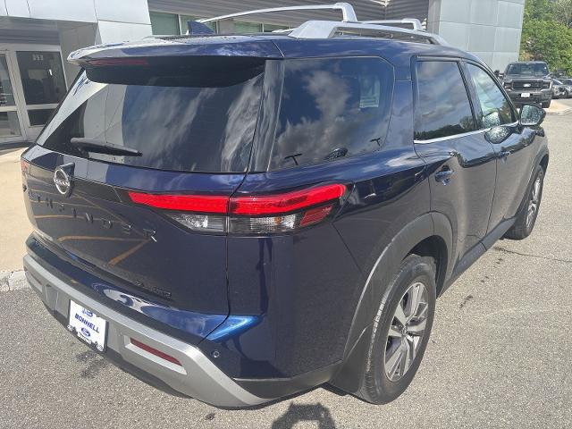 2022 Nissan Pathfinder SL 4WD
