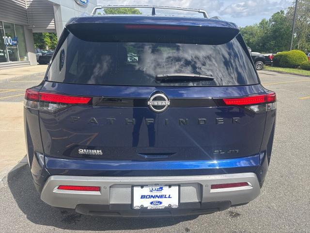 2022 Nissan Pathfinder SL 4WD