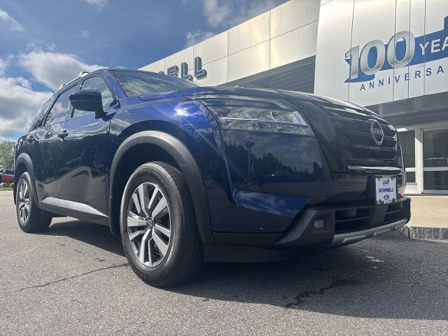 2022 Nissan Pathfinder SL 4WD