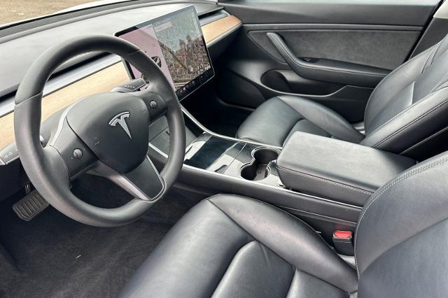2020 Tesla Model 3 Standard Range Rear-Wheel Drive