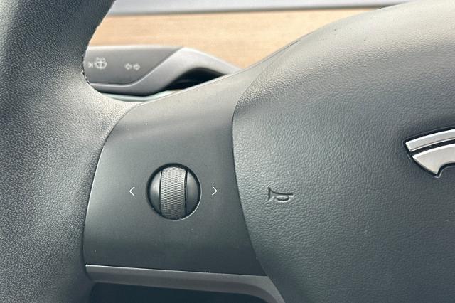 2020 Tesla Model 3 Standard Range Rear-Wheel Drive