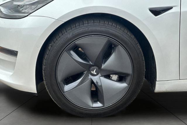 2020 Tesla Model 3 Standard Range Rear-Wheel Drive