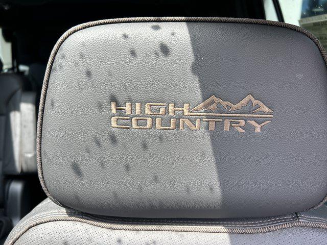 2023 Chevrolet Tahoe 4WD High Country