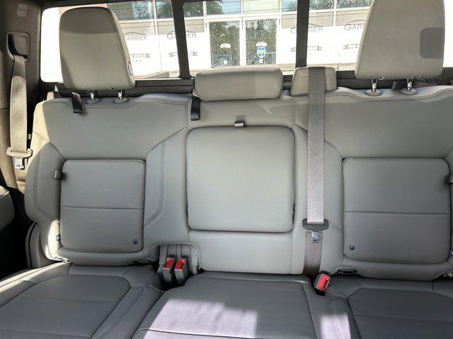 2020 GMC Sierra 1500 4WD Crew Cab Short Box SLT