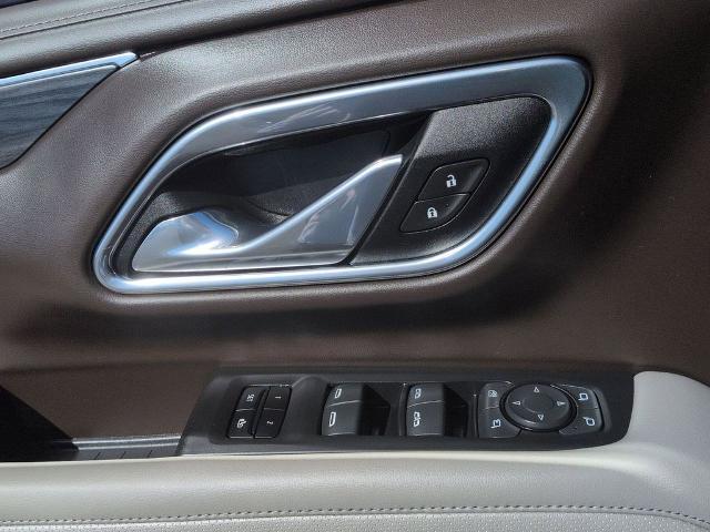 2021 GMC Yukon XL 4WD SLT