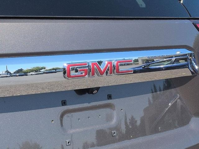2021 GMC Yukon XL 4WD SLT