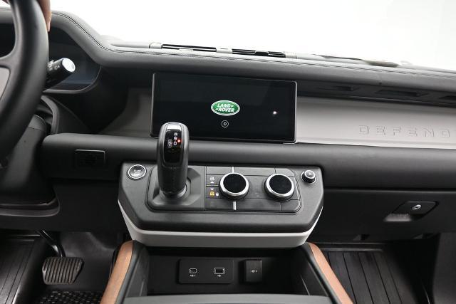 2024 Land Rover Defender 110 P400 S