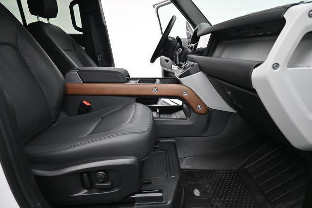 2024 Land Rover Defender 110 P400 S