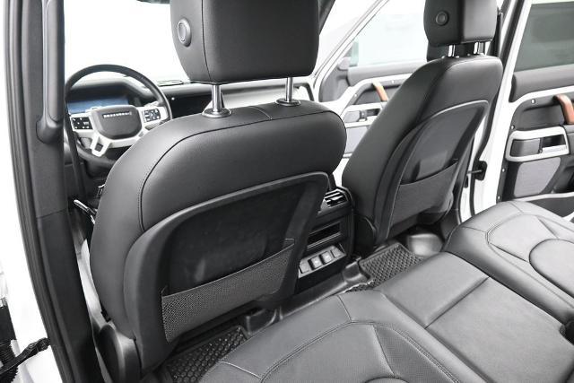 2024 Land Rover Defender 110 P400 S