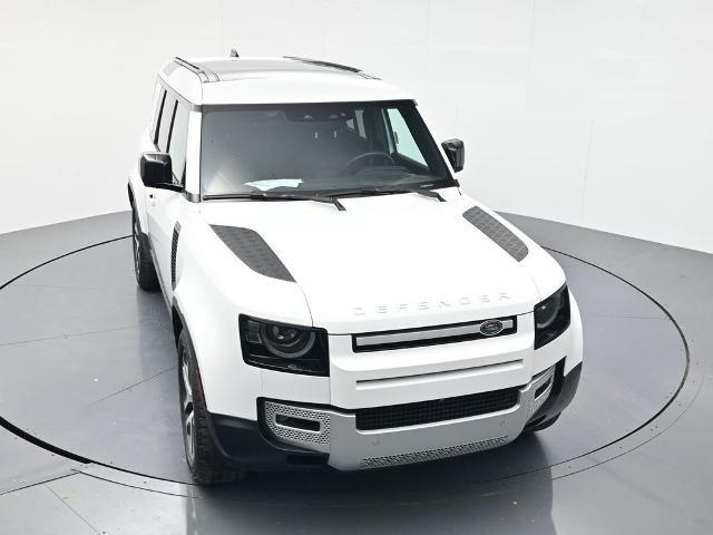2024 Land Rover Defender 110 P400 S