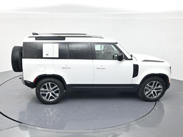 2024 Land Rover Defender 110 P400 S