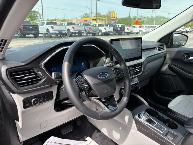 2023 Ford Escape Platinum