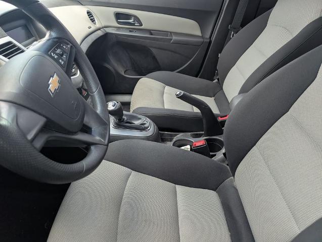 2014 Chevrolet Cruze LS Manual