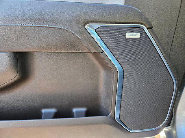 2024 GMC Sierra 1500 4WD Crew Cab Standard Box SLT