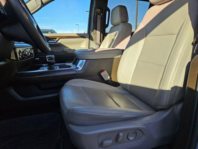 2024 GMC Sierra 1500 4WD Crew Cab Standard Box SLT